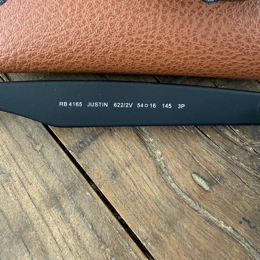 NWB Ray-Ban Justin Sunglasses - Picture 7 of 9